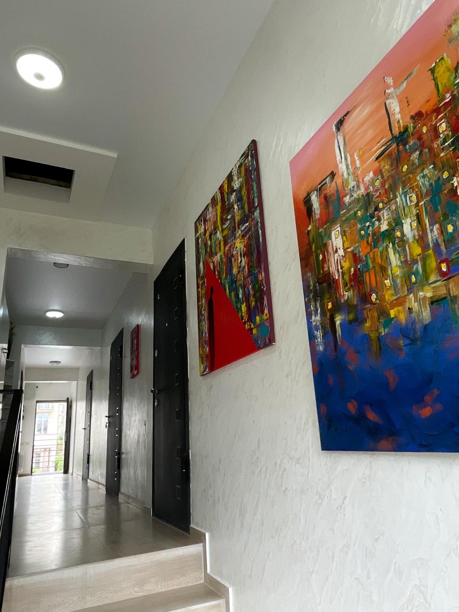 Sun And Moon Aparthotel Batumi Exterior photo