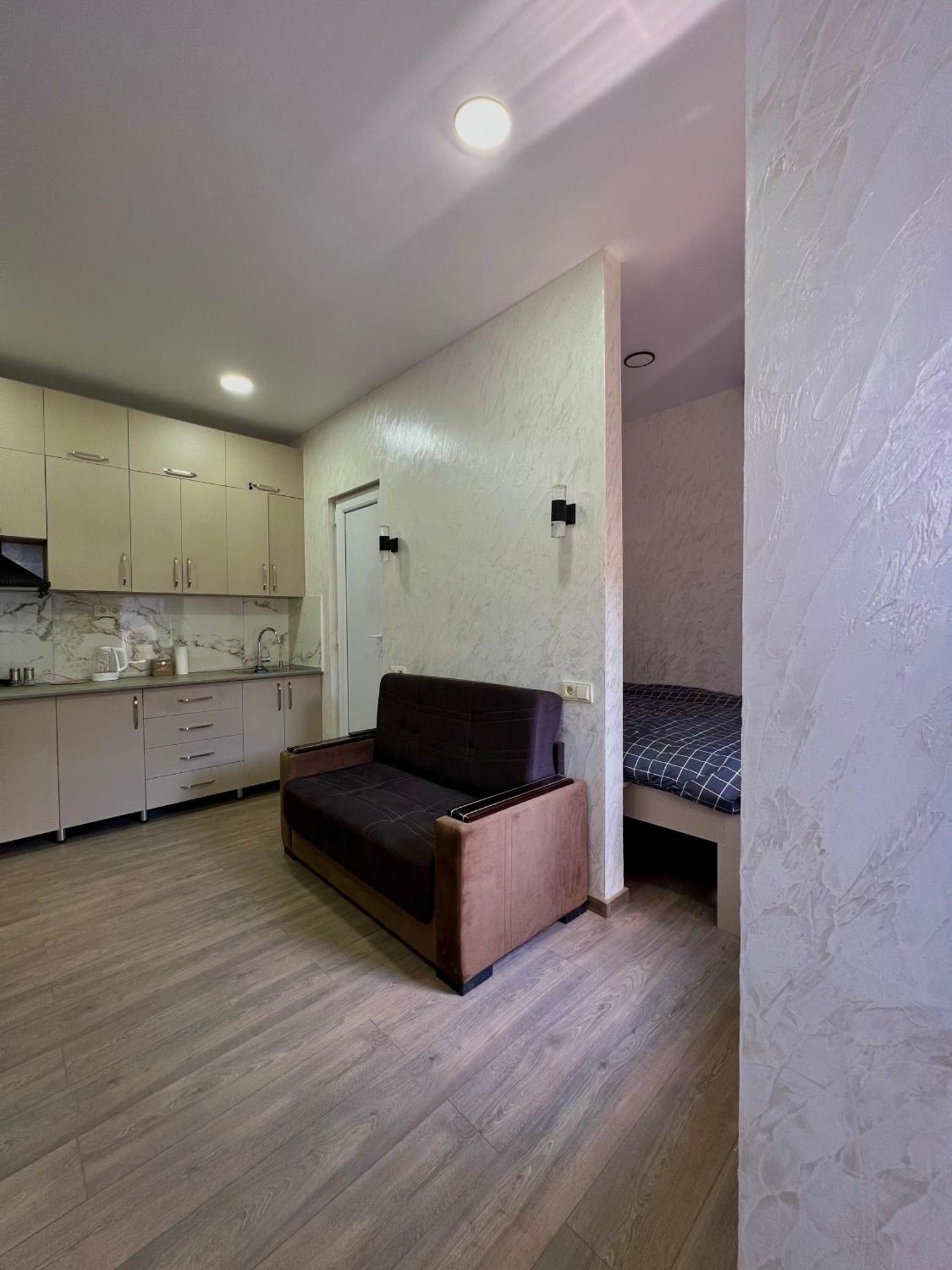 Sun And Moon Aparthotel Batumi Exterior photo